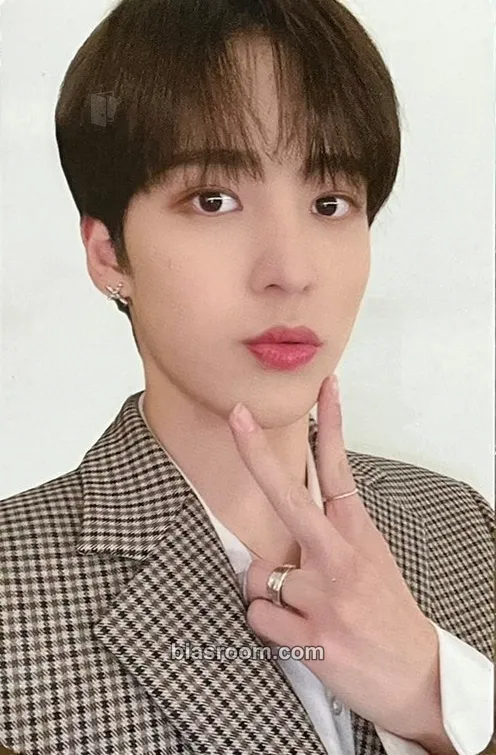 Yunho ZERO : FEVER EPILOGUE Photocard - ATEEZ - ATEEZ K-pop photocard