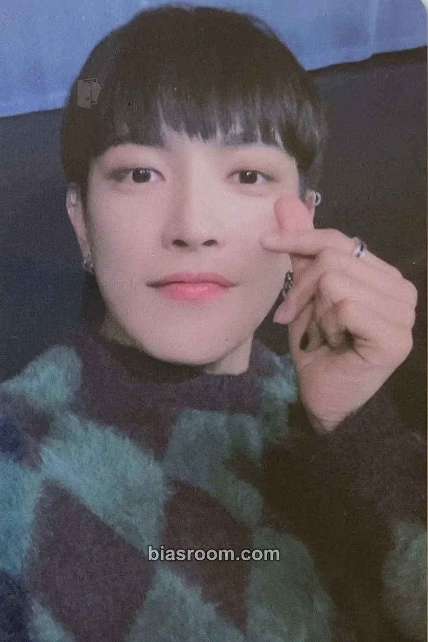 Hongjoong ZERO : FEVER EPILOGUE Photocard - ATEEZ - ATEEZ K-pop photocard