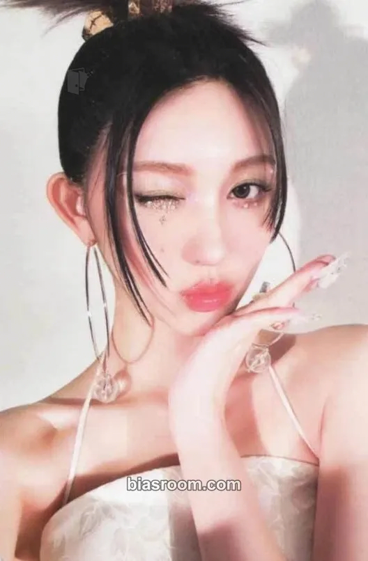 Gaeul IVE SWITCH Photocard - IVE - IVE K-pop photocard
