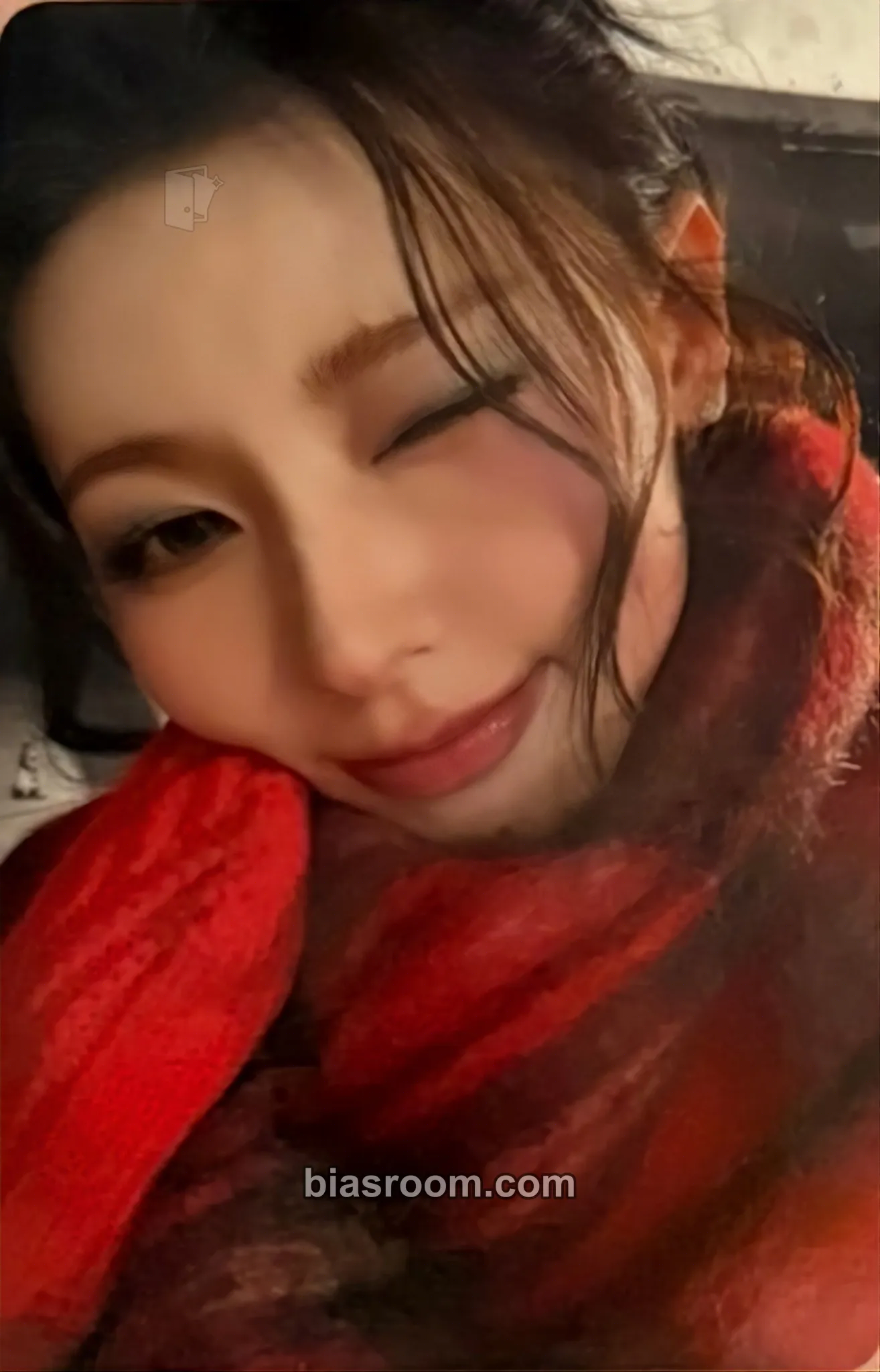 Miyeon Kpop Nara 2025 Holiday Lucky Draw Event Photocard - i-dle - i-dle K-pop photocard