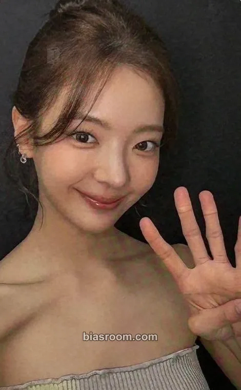Lia The 4th Fan Meeting ITZY, MIDZY, Let's Fly! "On Air" Photocard - ITZY - ITZY K-pop photocard