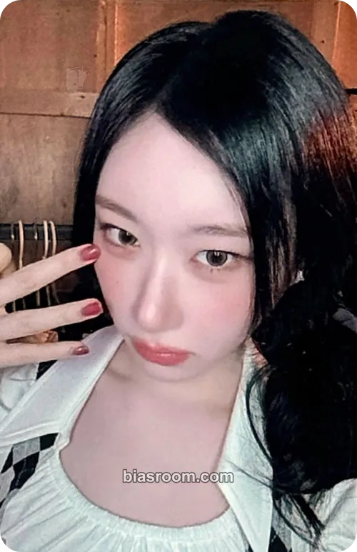 Chaeryeong The 4th Fan Meeting ITZY, MIDZY, Let's Fly! "On Air" Photocard - ITZY - ITZY K-pop photocard