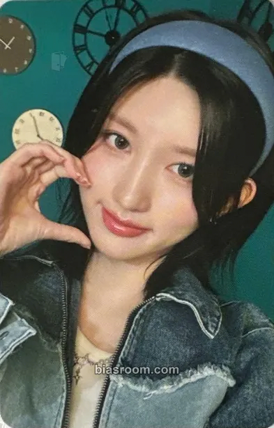 Gaeul Magazine IVE: 2nd Fanmeeting Photocard - IVE - IVE K-pop photocard