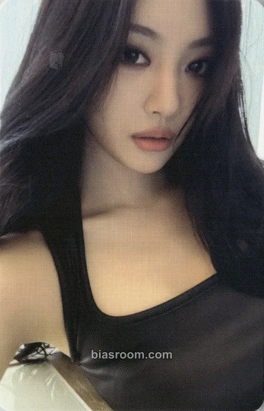 Ningning Season's Greetings (2026) Photocard - aespa - aespa K-pop photocard