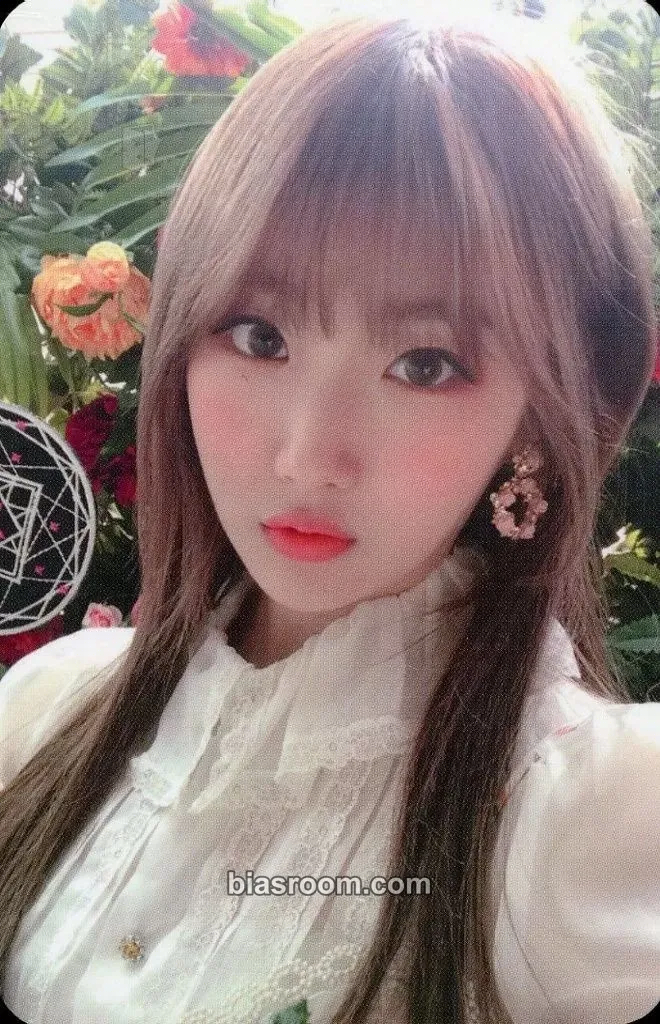 Seoryoung THE PARK IN THE NIGHT part two Photocard - GWSN - GWSN K-pop photocard