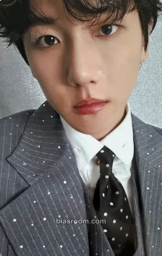 Baekhyun 2024 BAEKHYUN Christmas Fanmeet <Chaotic Party> Photocard - EXO - EXO K-pop photocard