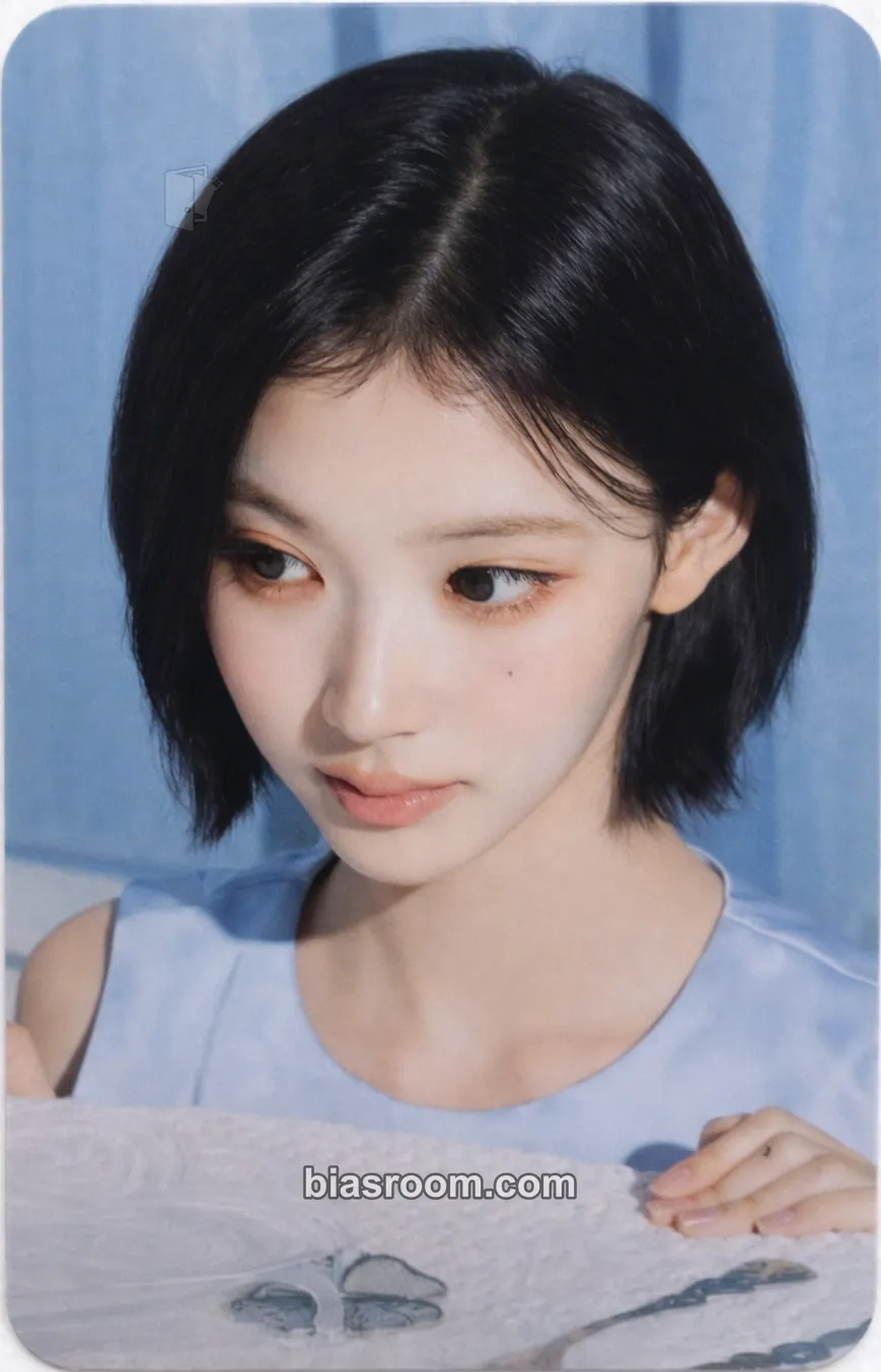 Jiwoo House of H : Hide And Seek Photocard - Hearts2Hearts - Hearts2Hearts K-pop photocard
