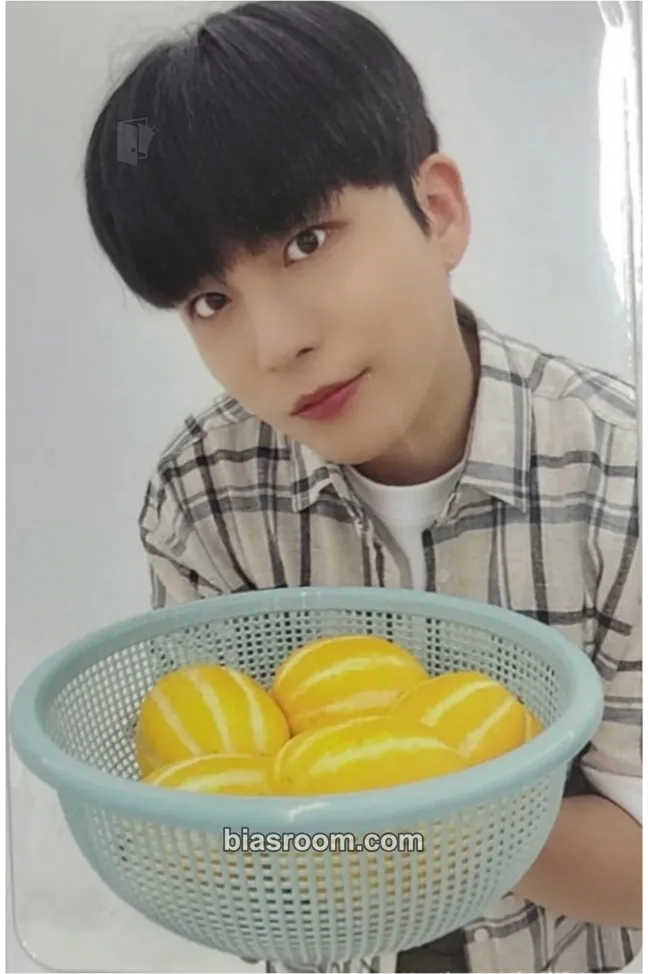 Jongho THE WORLD EP.2 : OUTLAW Photocard - ATEEZ - ATEEZ K-pop photocard