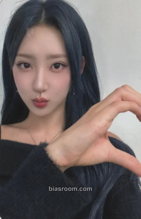 Hwiseo LOVE or HATE Photocard - H1-KEY - H1-KEY K-pop photocard