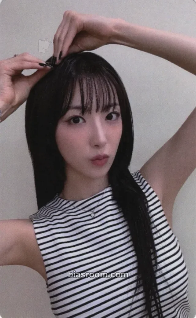 H1-KEY - Riina - LOVE or HATE Album purchase benefit jjmuze (jj muze) round 1 video call (fancall)