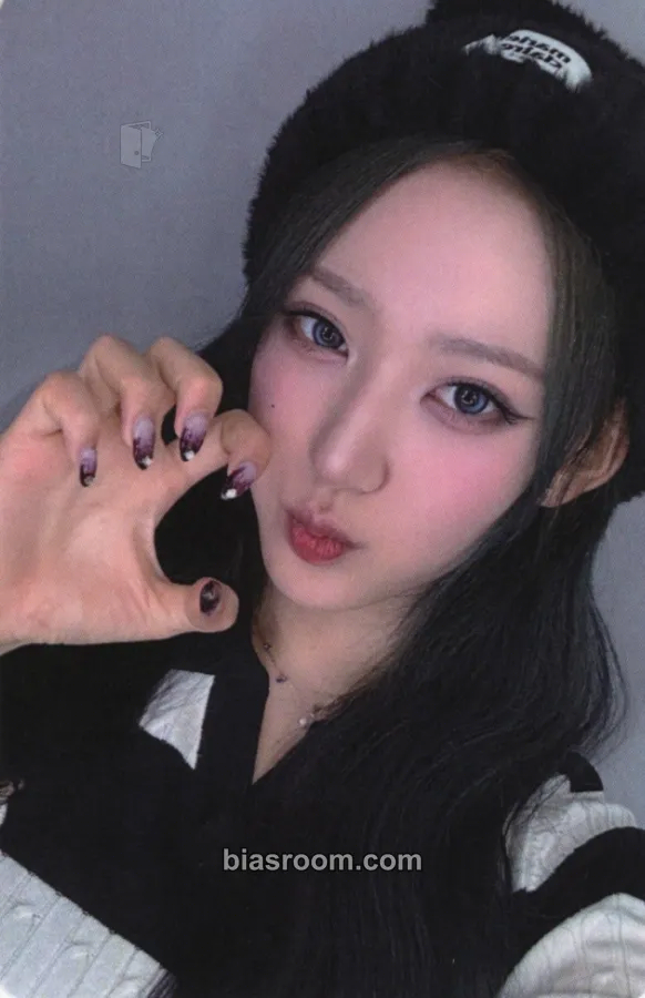 Hwiseo LOVE or HATE Photocard - H1-KEY - H1-KEY K-pop photocard