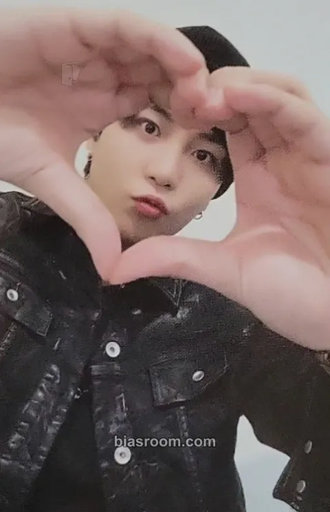 Jongho GOLDEN HOUR : Part.1 Photocard - ATEEZ - ATEEZ K-pop photocard