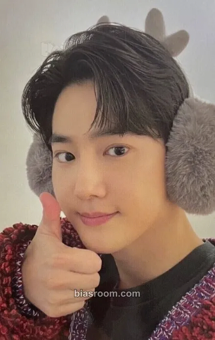 Suho 2022 EXO Pink Christmas MD Photocard - EXO - EXO K-pop photocard