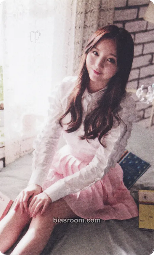 Kim Jiyeon (Kei) Girls' Invasion Photocard - Lovelyz - Lovelyz K-pop photocard