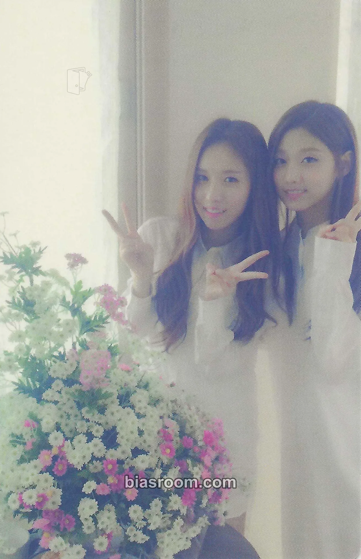 Lovelinus 1 Photocard - Lovelyz - Lovelyz K-pop photocard