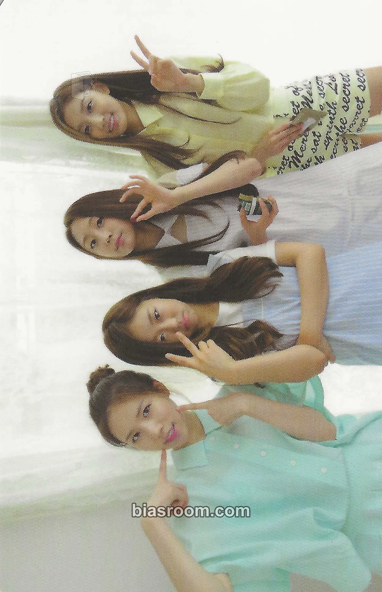 Lovelinus 1 Photocard - Lovelyz - Lovelyz K-pop photocard