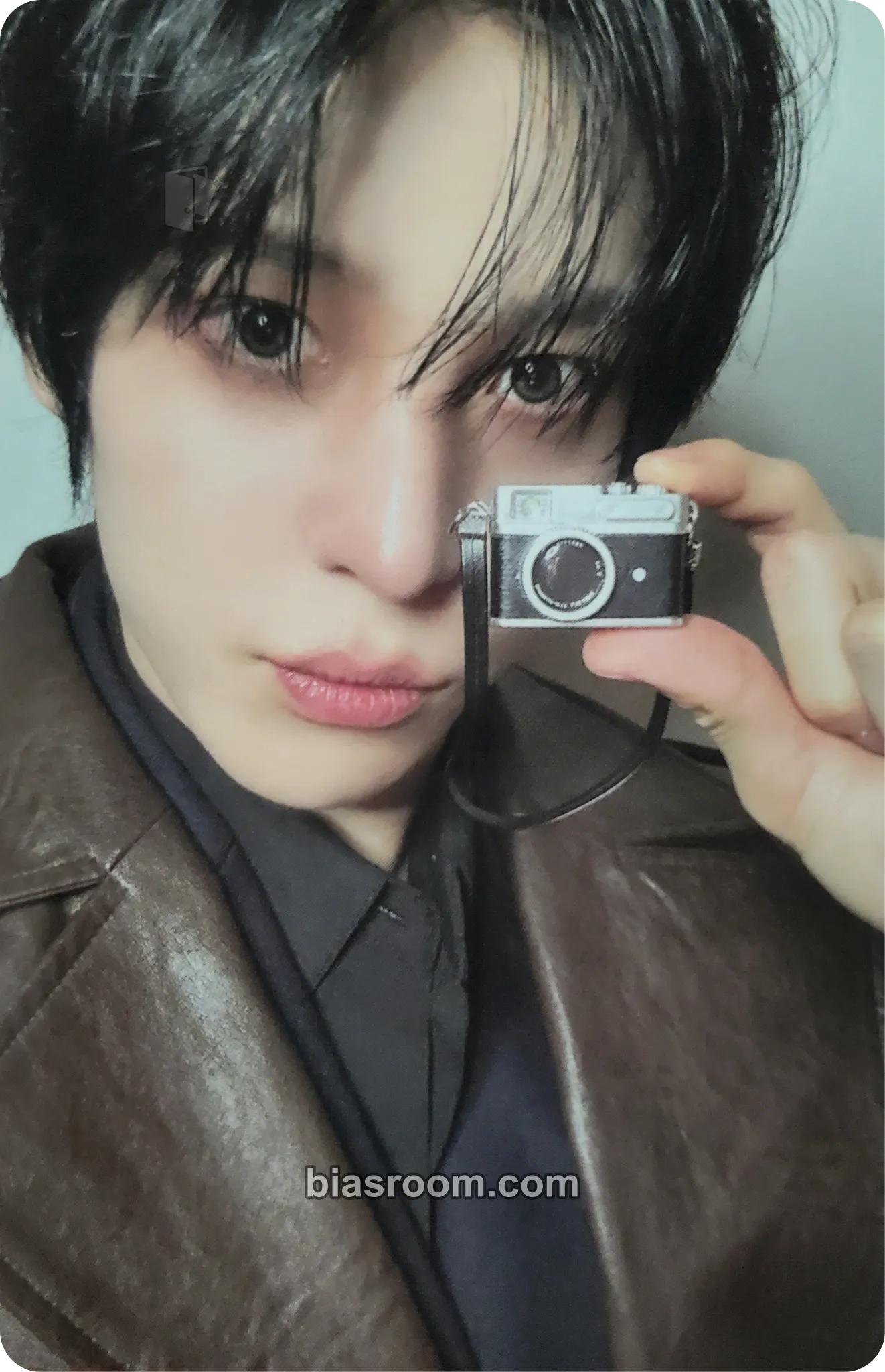 Yunho GOLDEN HOUR : Part.4 Photocard - ATEEZ - ATEEZ K-pop photocard