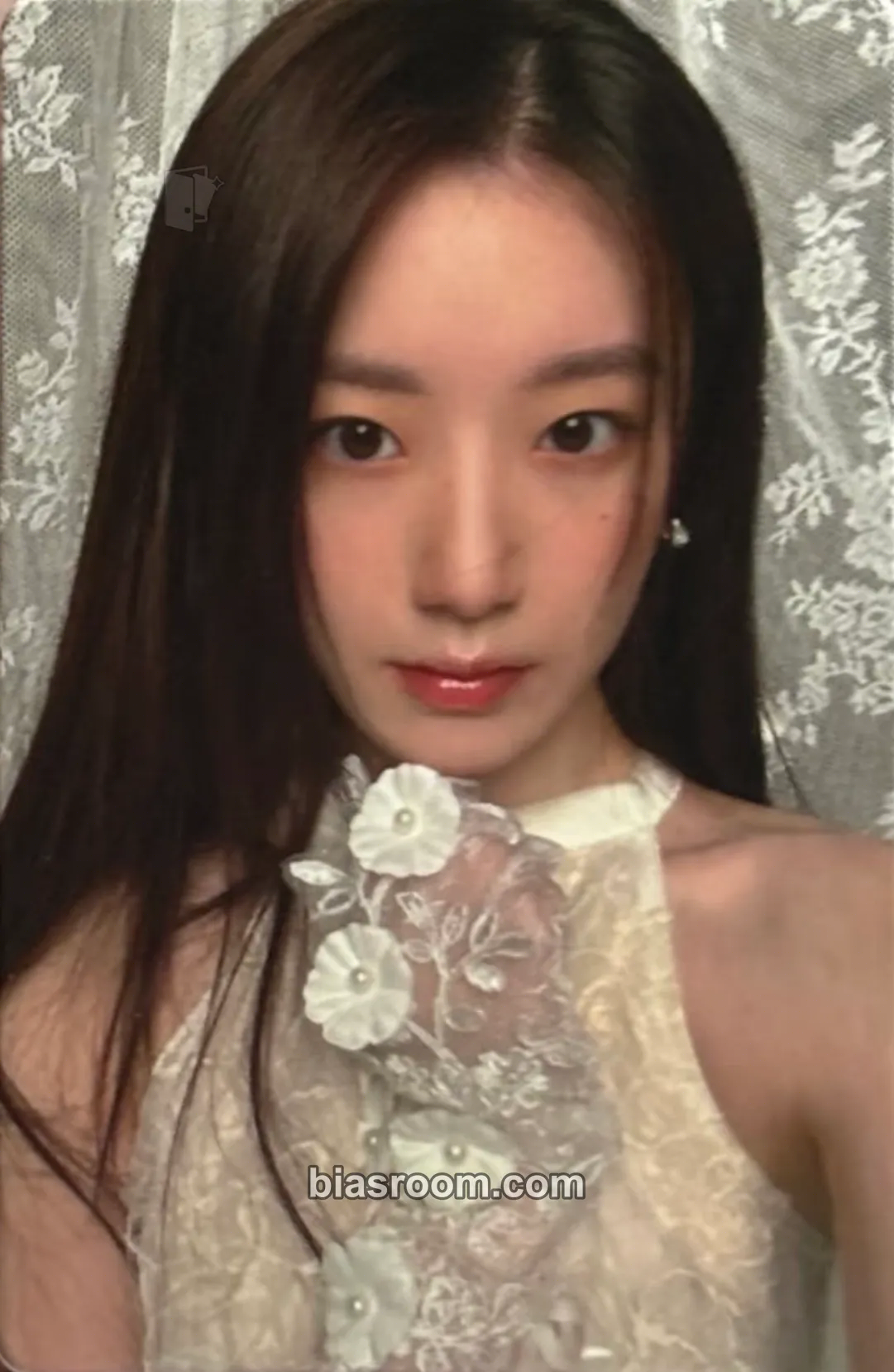 Shuhua PowerCircles Magazine Photocard - i-dle - i-dle K-pop photocard