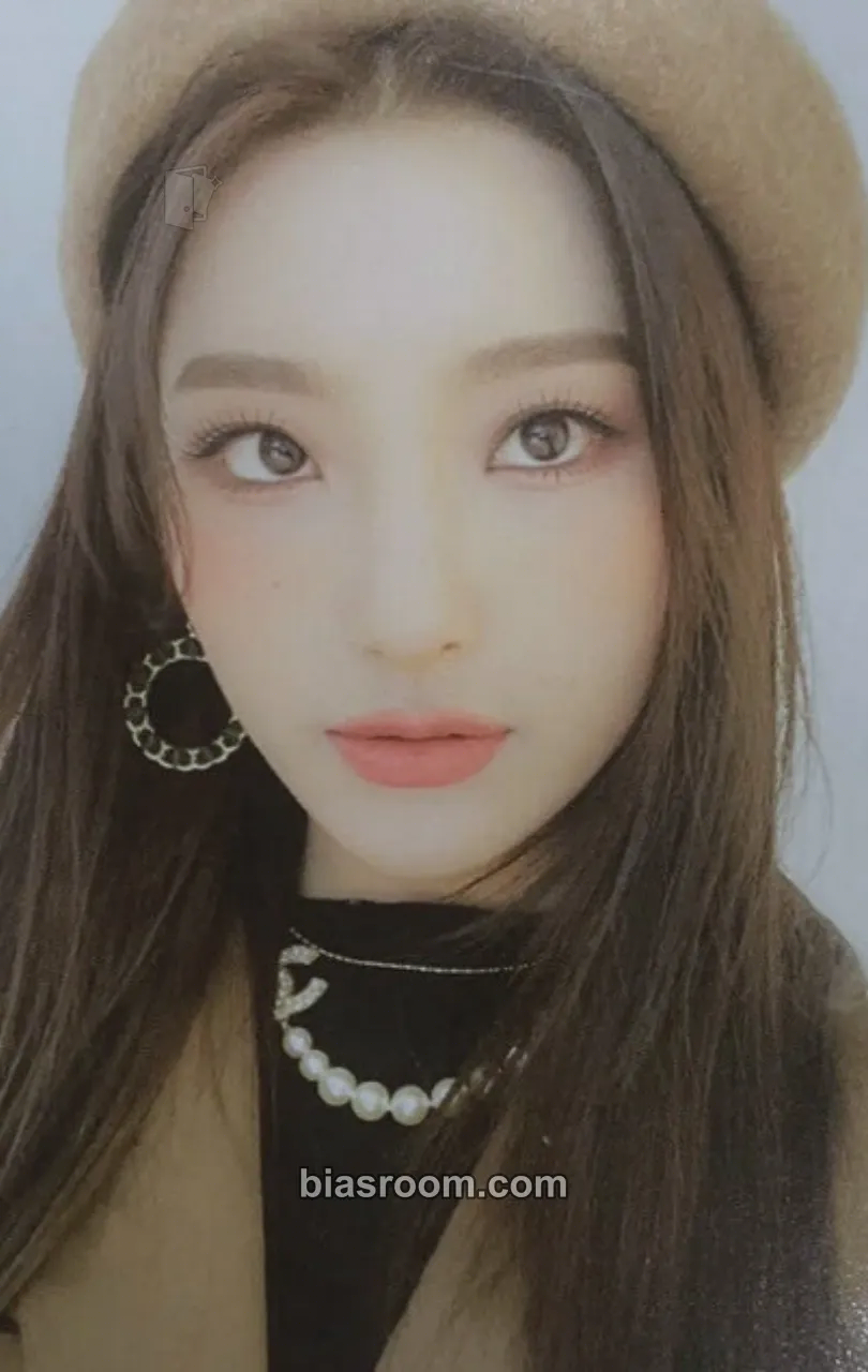 Saerom 9 Way Ticket Photocard - fromis_9 - fromis_9 K-pop photocard