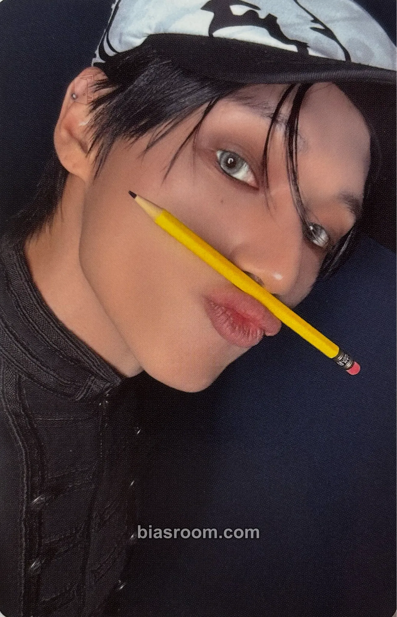 Wooyoung GOLDEN HOUR : Part.4 Photocard - ATEEZ - ATEEZ K-pop photocard