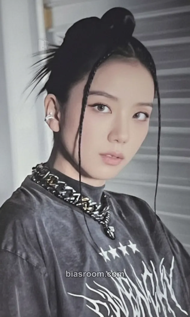 Jisoo BORN PINK Photocard - BLACKPINK - BLACKPINK K-pop photocard