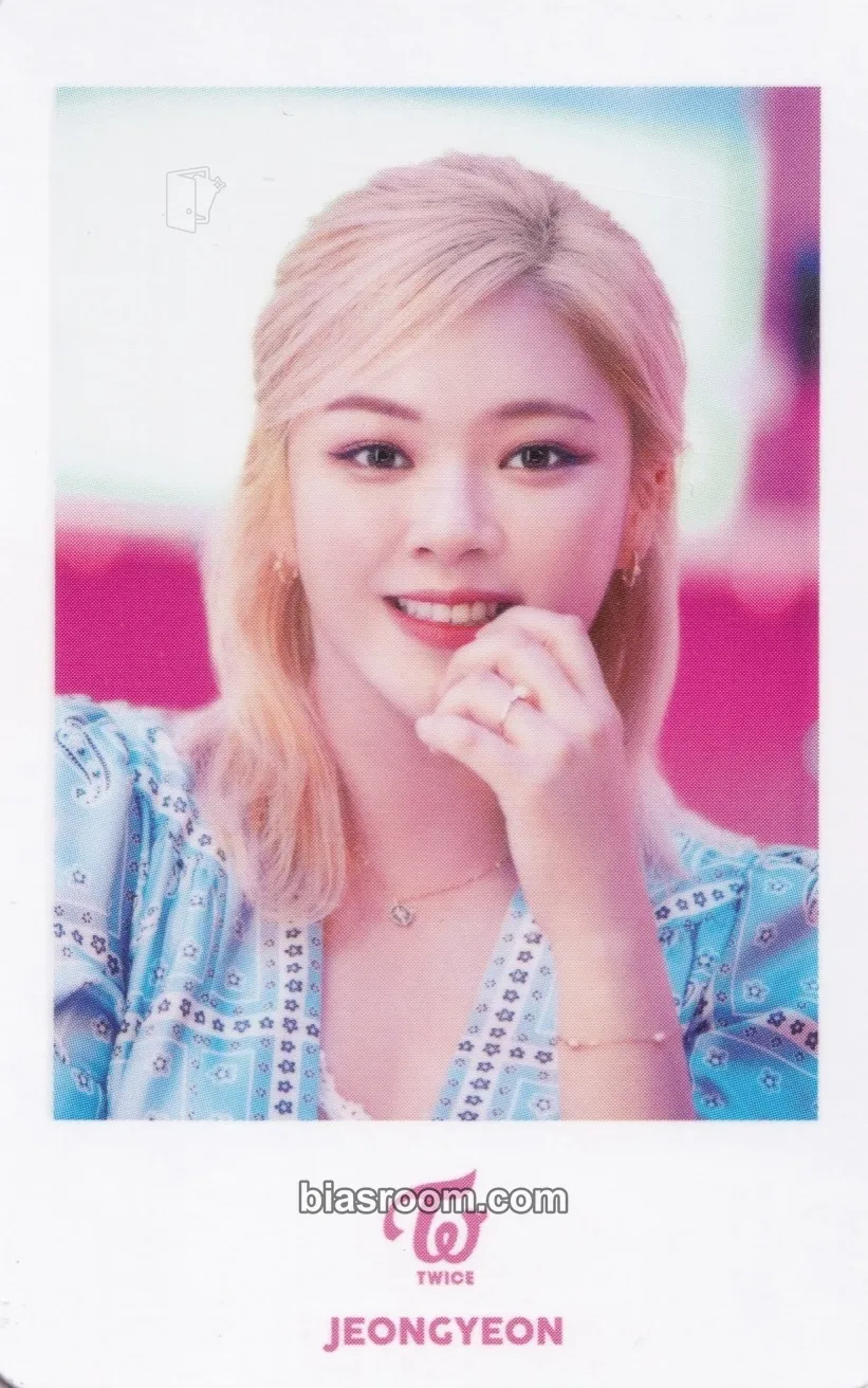 Jeongyeon ONCE DAY Photocard - TWICE - TWICE K-pop photocard
