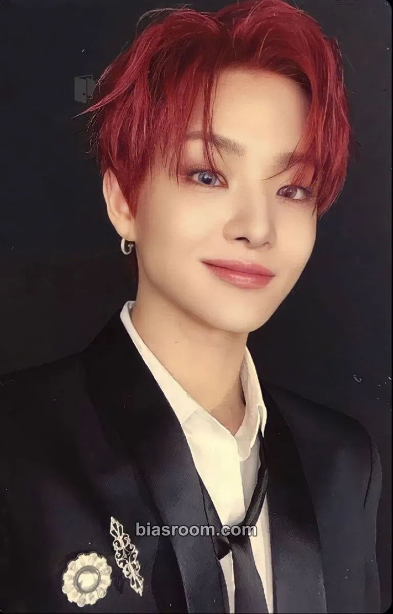 Jihoon REBOOT Photocard - TREASURE - TREASURE K-pop photocard