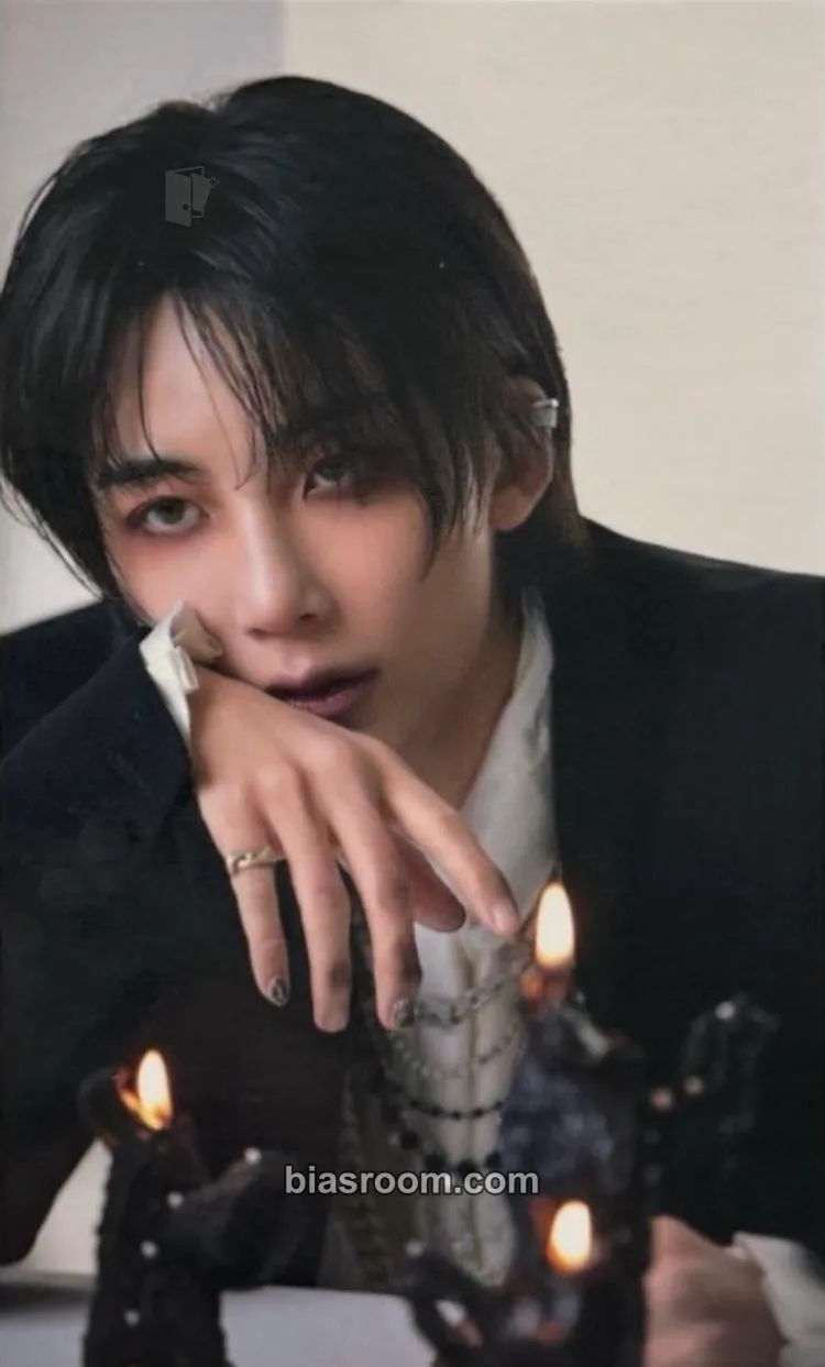 Jeonghan This Man Photocard - SEVENTEEN - SEVENTEEN K-pop photocard