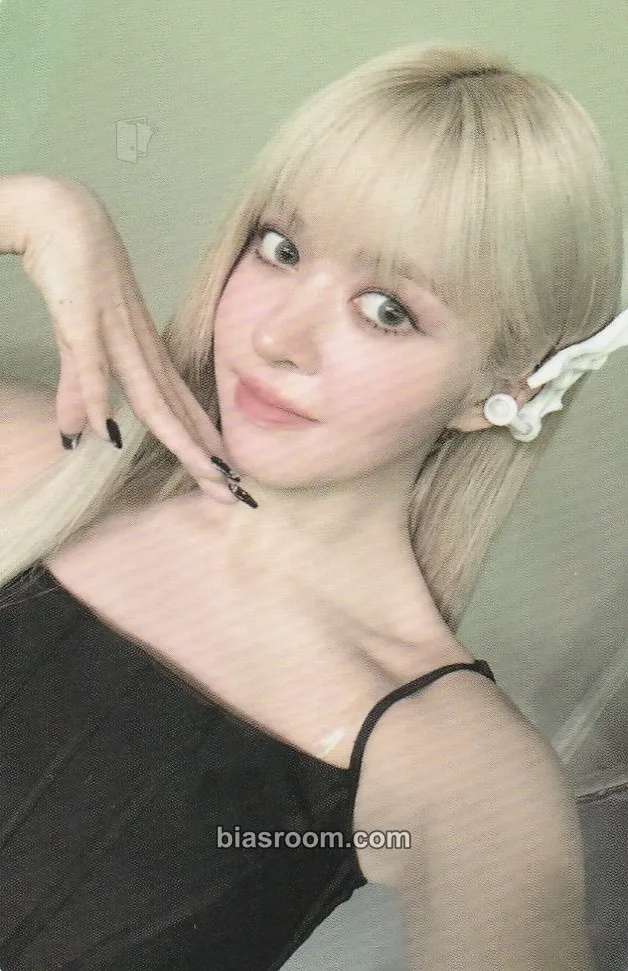 Lily EPISODE 1: ZERO FRONTIER - 1st World Tour Photocard - NMIXX - NMIXX K-pop photocard