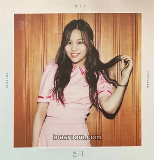 GFRIEND - Umji - PARALLEL Album album inclusion postcard