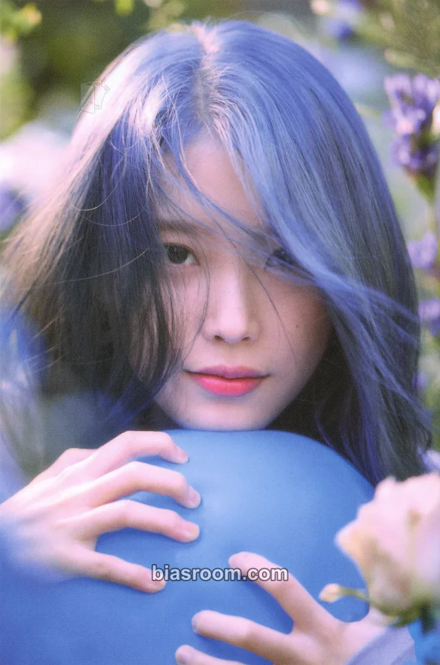 IU - IU - 2019 IU Tour Concert <Love,poem> in Seoul DVD & Blu-ray Other postcard set bluray inclusion