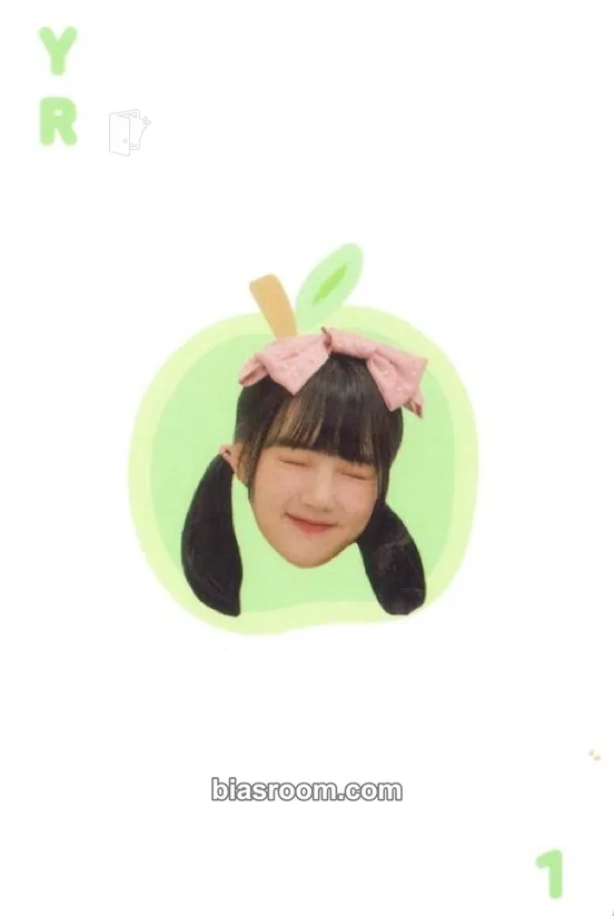 Yerin 2020 Season’s Greetings “Trip Together Memory” Photocard - GFRIEND - GFRIEND K-pop photocard