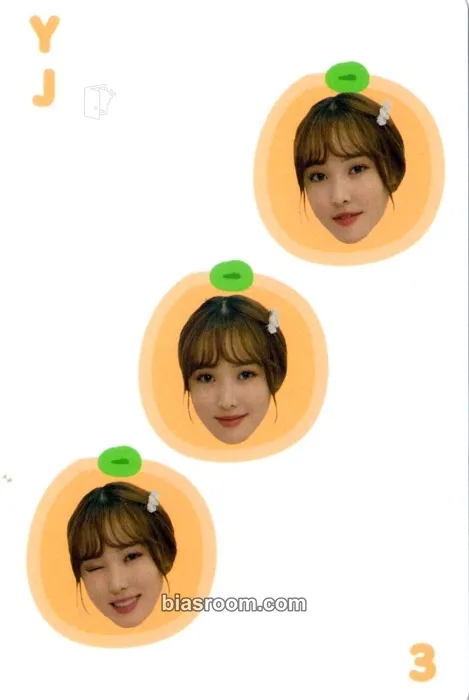Yuju 2020 Season’s Greetings “Trip Together Memory” Photocard - GFRIEND - GFRIEND K-pop photocard