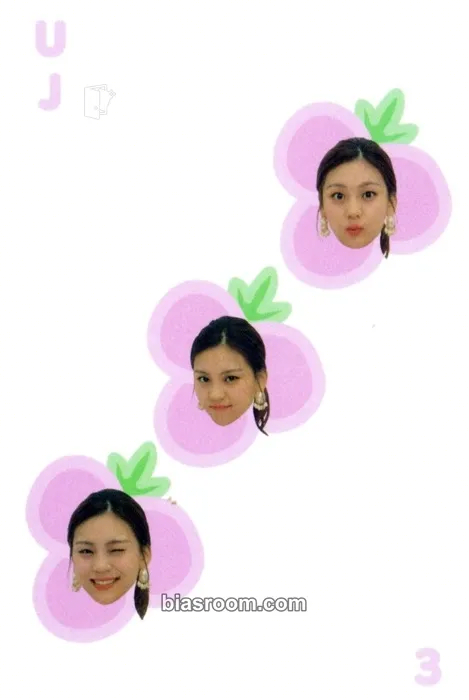 Umji 2020 Season’s Greetings “Trip Together Memory” Photocard - GFRIEND - GFRIEND K-pop photocard
