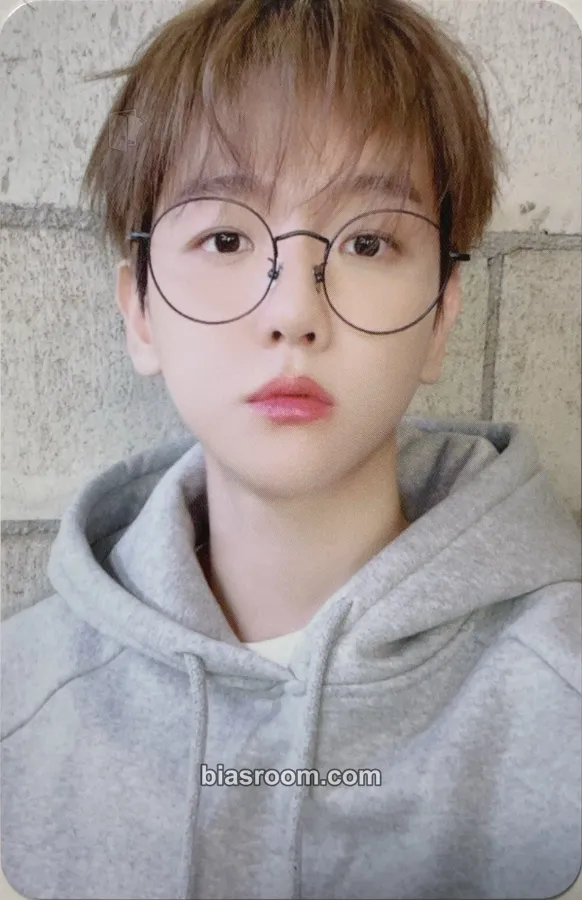Baekhyun 2024 EXO Season's Greetings — Valentine's Day at School Photocard - EXO - EXO K-pop photocard
