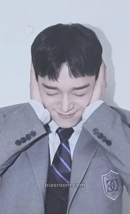 Chen 2024 EXO Season's Greetings — Valentine's Day at School Photocard - EXO - EXO K-pop photocard
