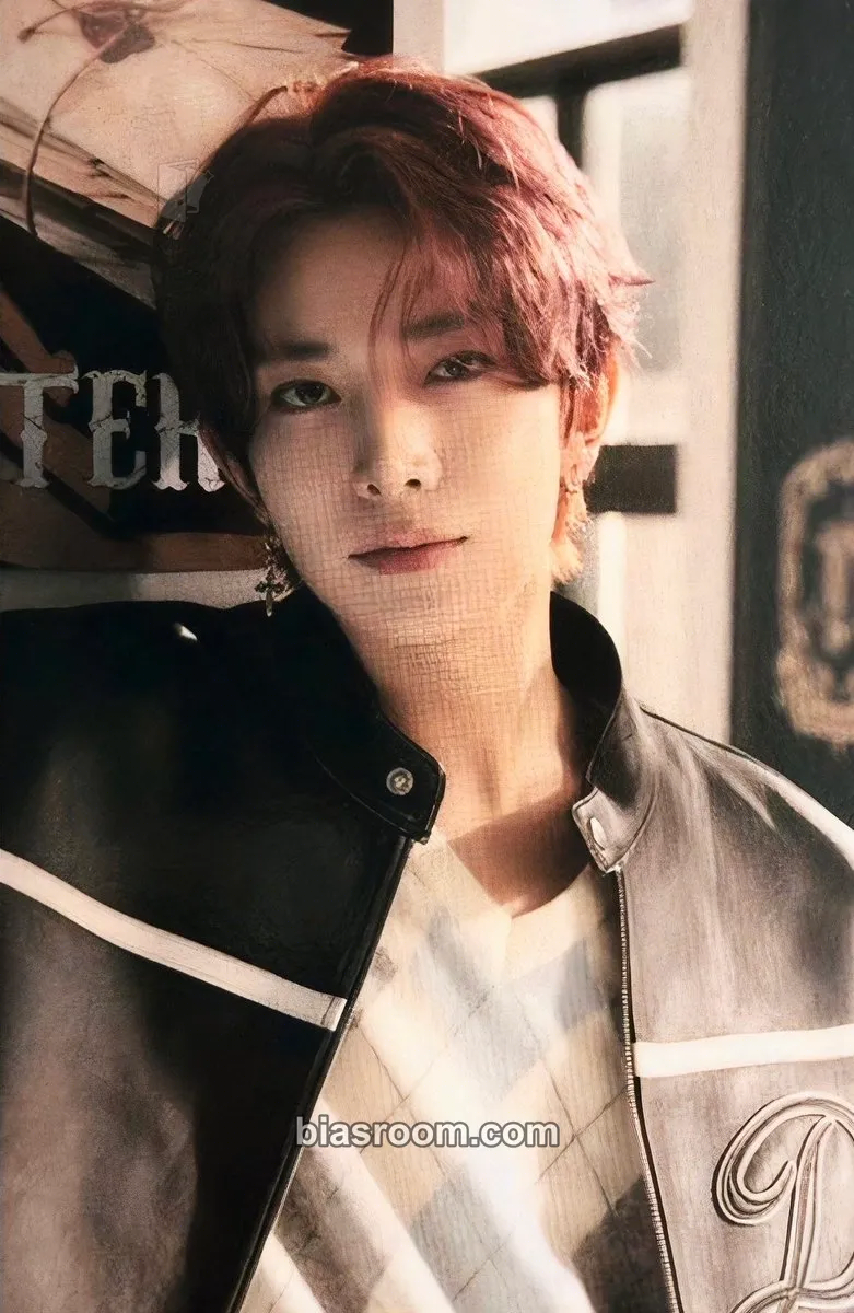 Heeseung Enhypen x Dark Moon Photocard - ENHYPEN - ENHYPEN K-pop photocard