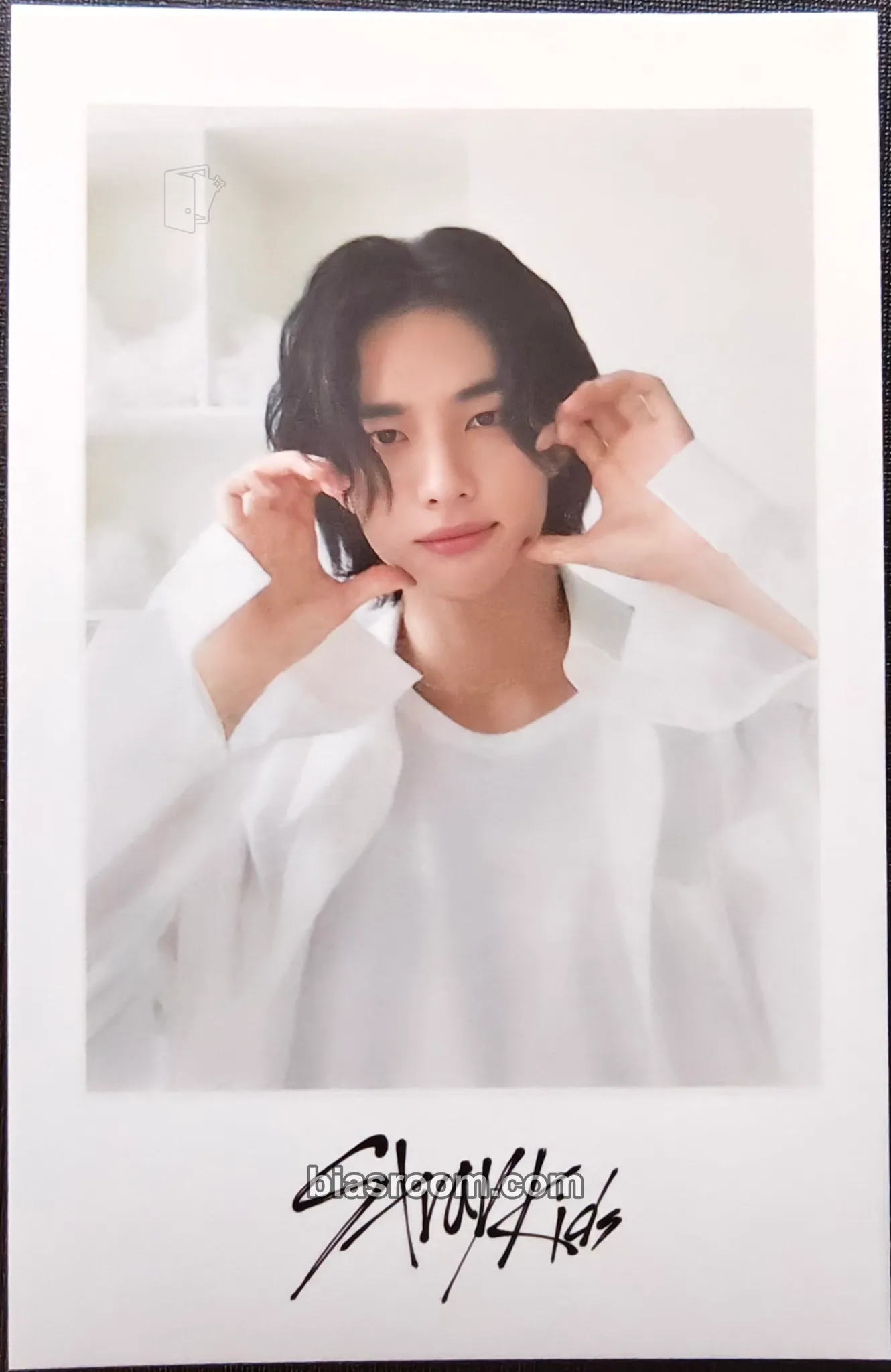 Hyunjin 2024 Season's Greetings - Perfect Day with SKZ Photocard - Stray Kids - Stray Kids K-pop photocard