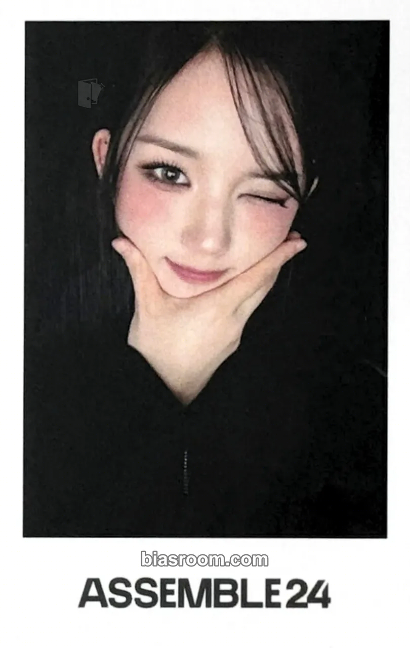 Jiwoo Assemble24 Photocard - tripleS - tripleS K-pop photocard
