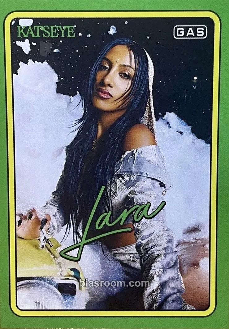 Lara GAS Trading Cards Photocard - KATSEYE - KATSEYE K-pop photocard