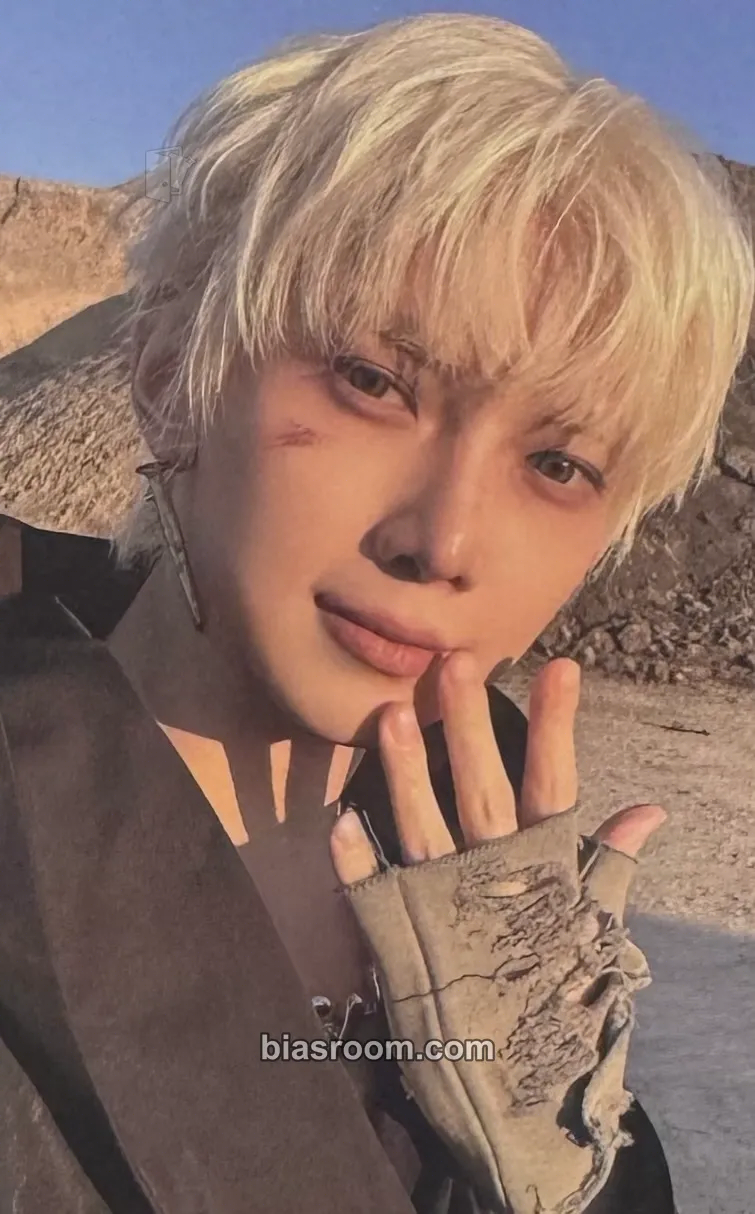 Yeosang GOLDEN HOUR : Part.4 Photocard - ATEEZ - ATEEZ K-pop photocard