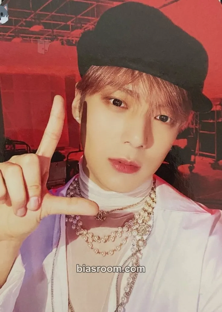 Minhyuk Shape of Love Photocard - MONSTA X - MONSTA X K-pop photocard