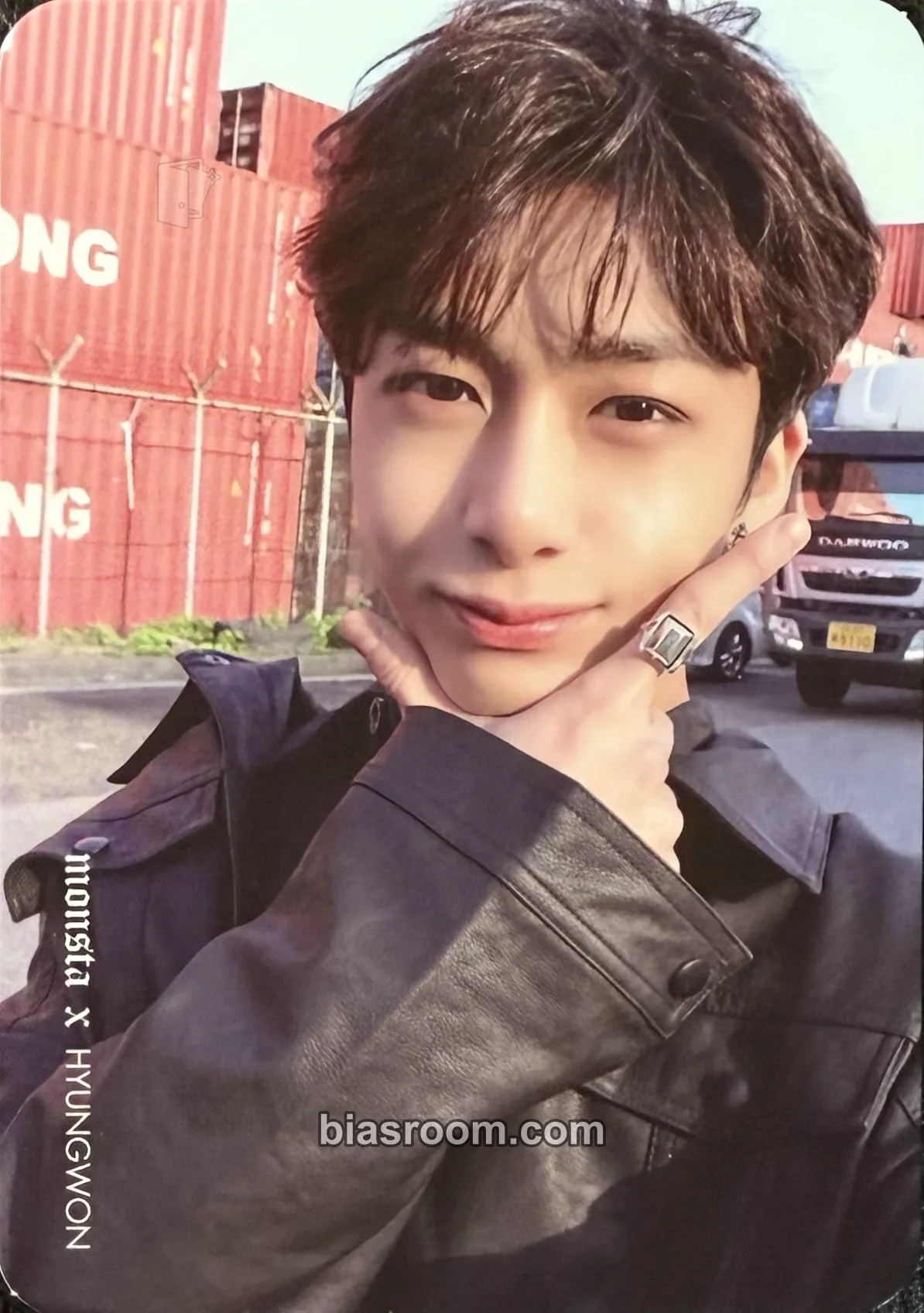 Hyungwon First World Tour Beautiful Photocard - MONSTA X - MONSTA X K-pop photocard