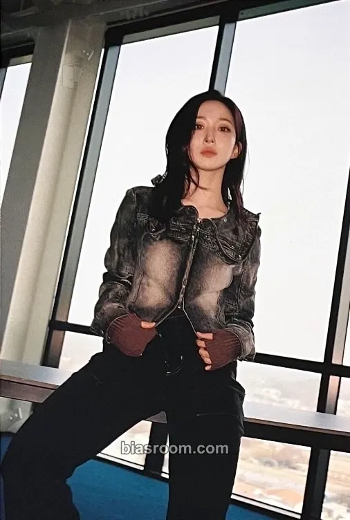 Haewon The Chronicles of NMIXX: How to Catch Aurora Photocard - NMIXX - NMIXX K-pop photocard