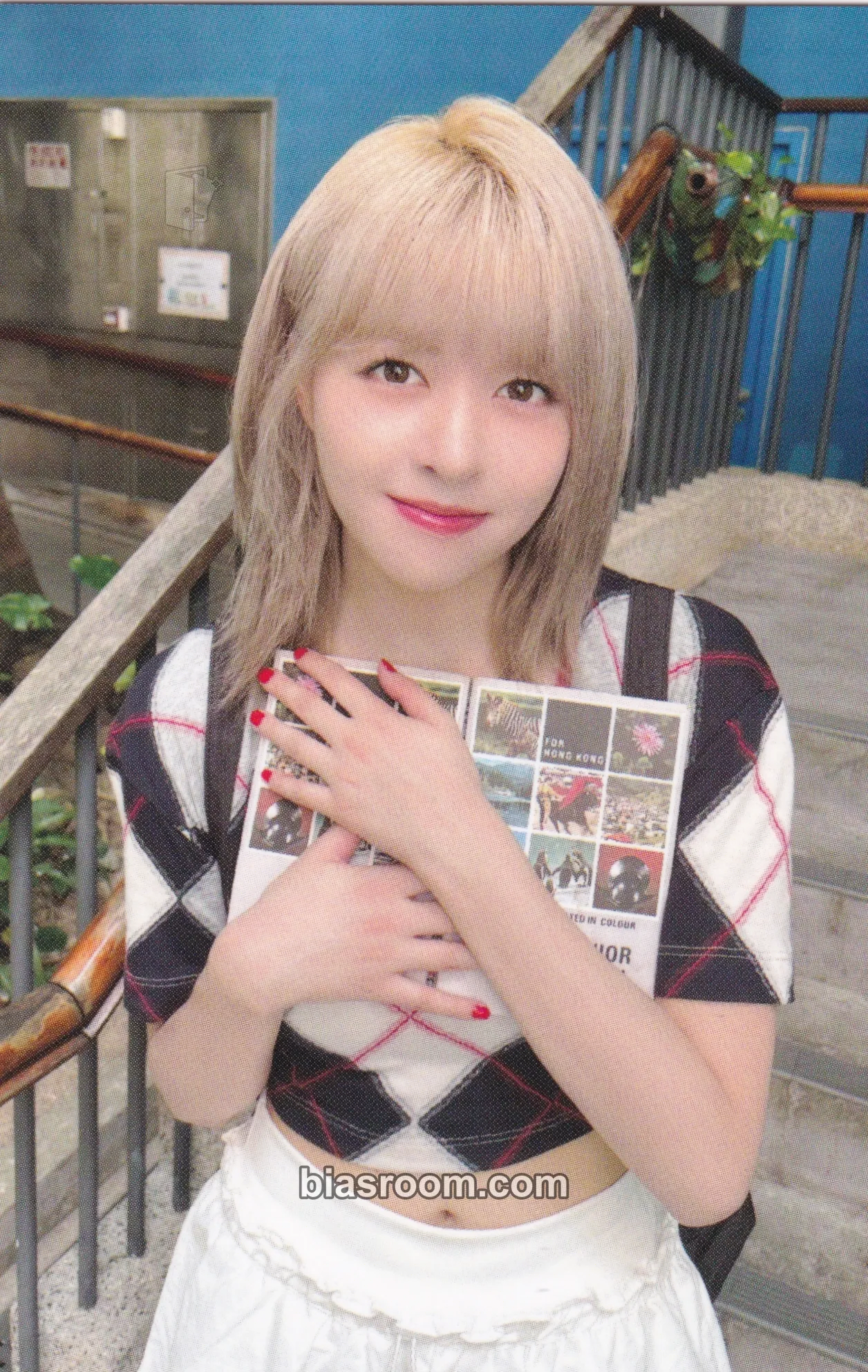 Lily MIXXPEDIA : PICK MACAU & HONGKONG Photocard - NMIXX - NMIXX K-pop photocard