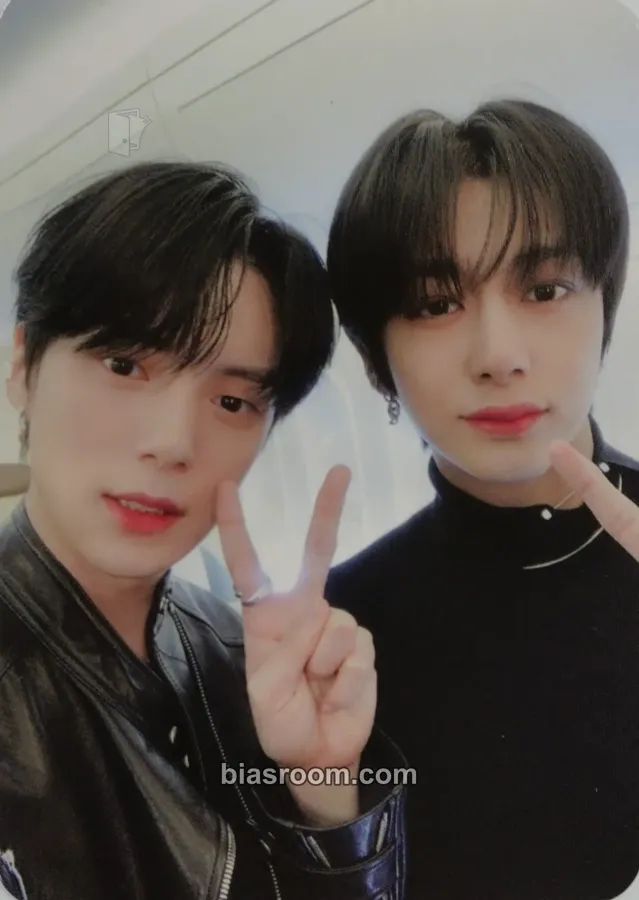 One of a Kind Photocard - MONSTA X - MONSTA X K-pop photocard