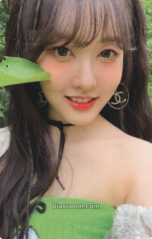 Sieun WE NEED LOVE Photocard - STAYC - STAYC K-pop photocard