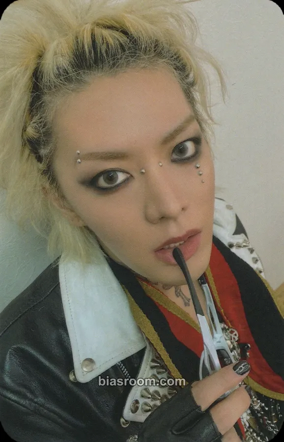 Yuta Persona Photocard - NCT - NCT K-pop photocard