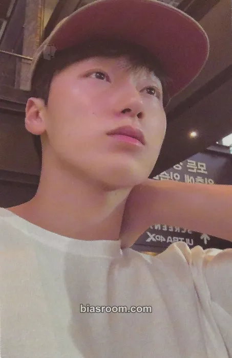 San GOLDEN HOUR : Part.4 Photocard - ATEEZ - ATEEZ K-pop photocard