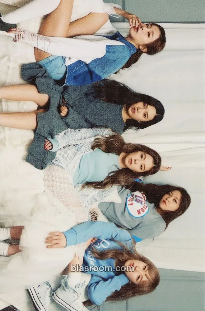 2016 Season's Greeting Photocard - Red Velvet - Red Velvet K-pop photocard